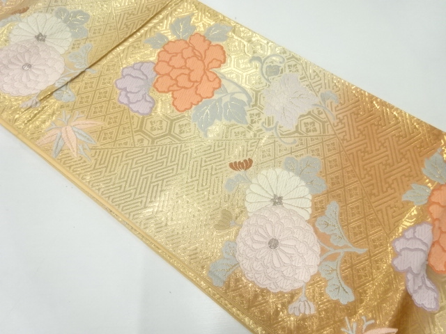菊に牡丹模様織出し袋帯