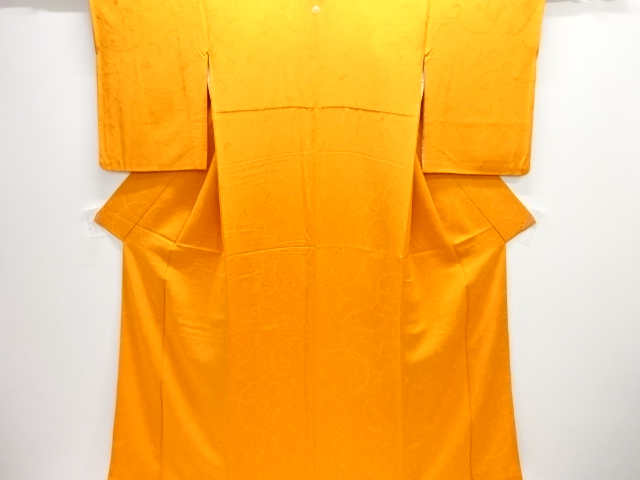 葡萄唐草模様織り出し一つ紋色無地着物