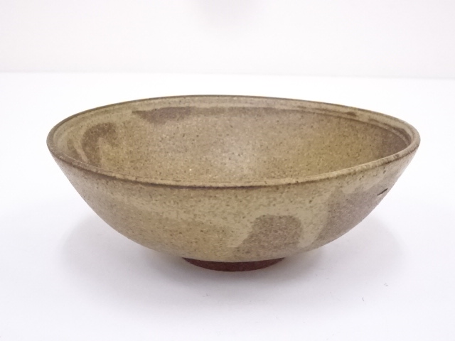 JAPANESE TEA CEREMONY / TEA BOWL CHAWAN / ASH GLAZE 